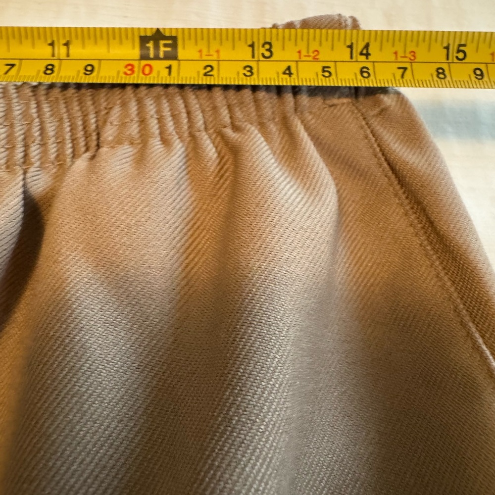 NWT Alfred Dunner Classic Straight Pull On Tan Trousers Flat Front Relaxed 10 - Picture 5 of 9